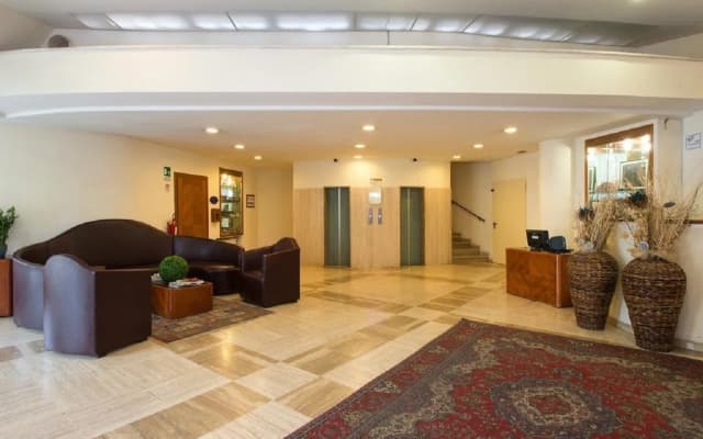 Giotto Hotel - photo 2