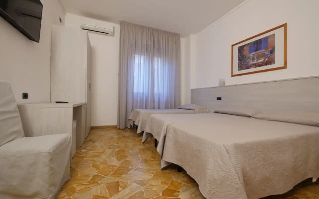 Hotel Careggi - photo 5
