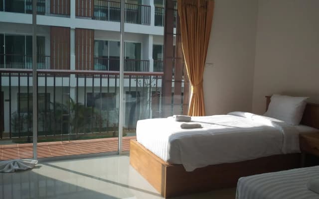 Crystal Lamai Hotel - photo 4