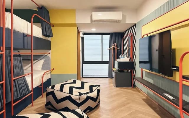 Parcel Hotel Bangkok - photo 2