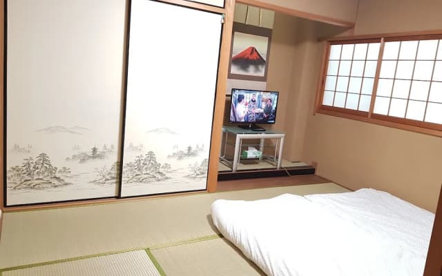 Osaka Namba House - photo 2