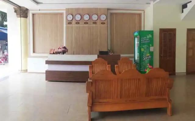 Bac Nam Central Station Hotel - photo 2