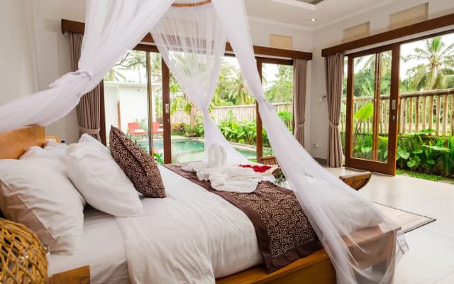 Laba Ubud Villa - photo 4