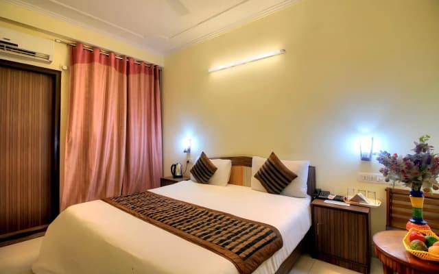 ADB Rooms Hotel Noratan Palace - photo 3