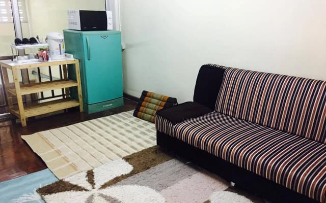 DD&B Hostel - photo 2