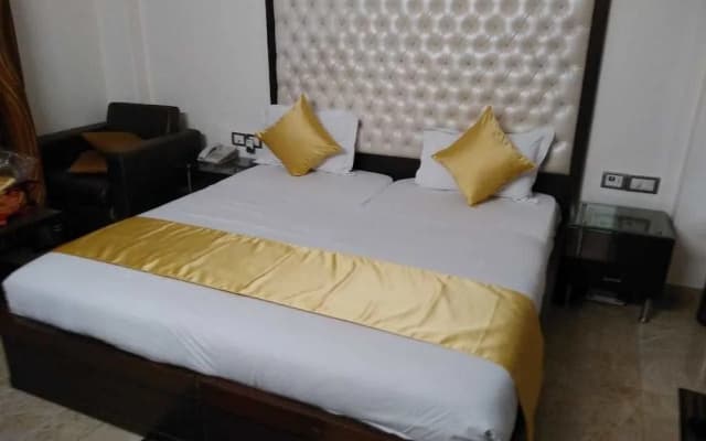 Super 51 Hotel - photo 5