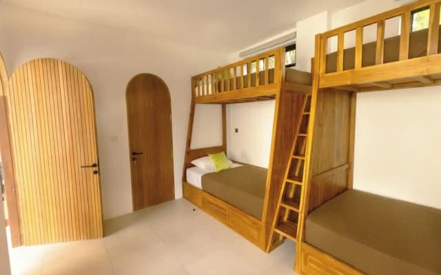 Samstiti Pool Suites Bingin Beach - photo 3