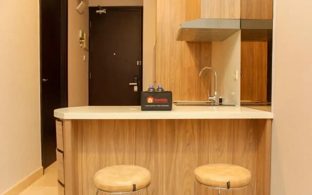 Nice and Enjoy 1BR at Sudirman Suites Apartment - photo 3