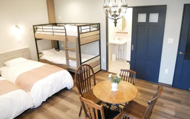 7 Rooms Hotel & Cafe - photo 2