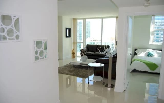 One Broadway by Miami Vacations - photo 3