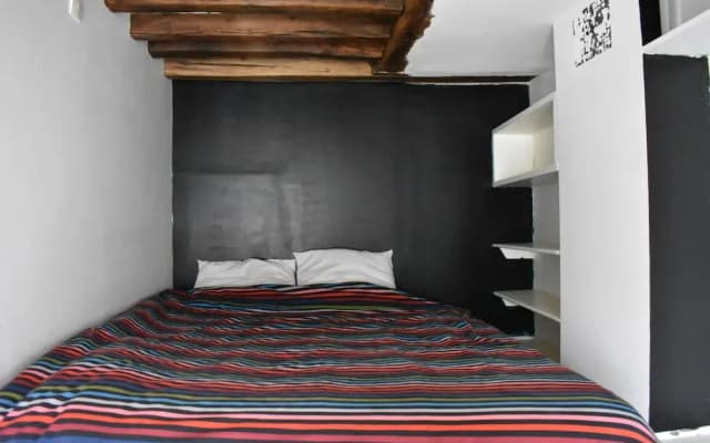 Studio Apartment in Saint-germain-des-prés & Saint-michel - photo 3