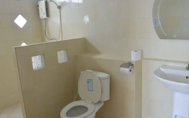 Baan Tai Backpackers - photo 5