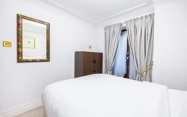 Carlton Court - Mayfair - photo 3