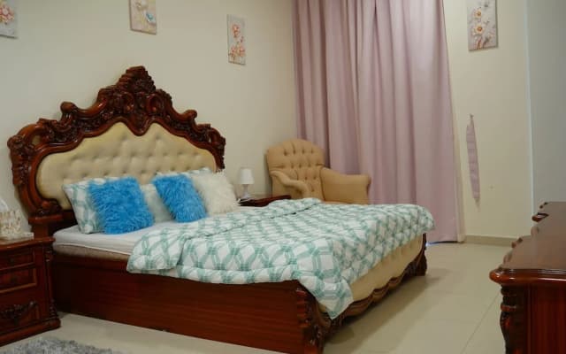 315 furnished 1BR apartments - photo 3