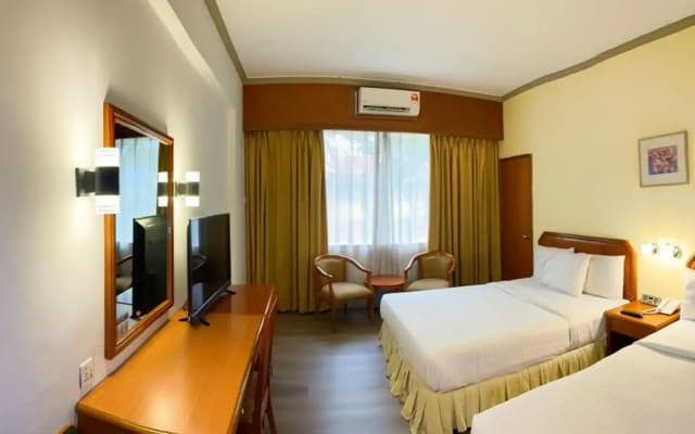 Hotel Sandakan - photo 5