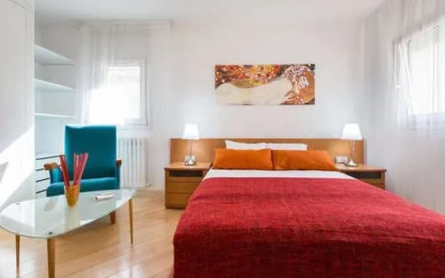 Holiday House Vila Olimpica - photo 3