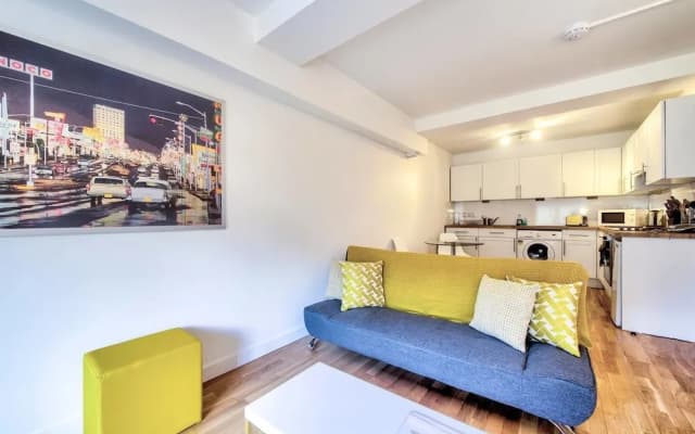 Stylish Central Apartment Near Royal Mile - photo 4