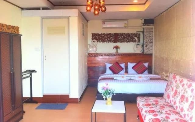 Lanta Mattia Bungalows and Resort - photo 3