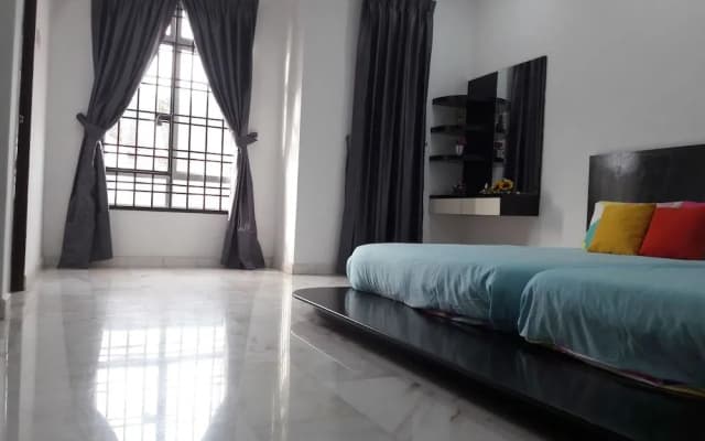 C U Homestay Bukit Indah - photo 2