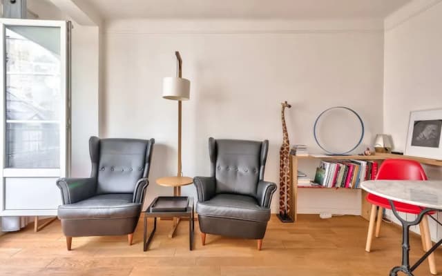 Very Nice and Charming 2 Room Apartment in Paris - photo 4