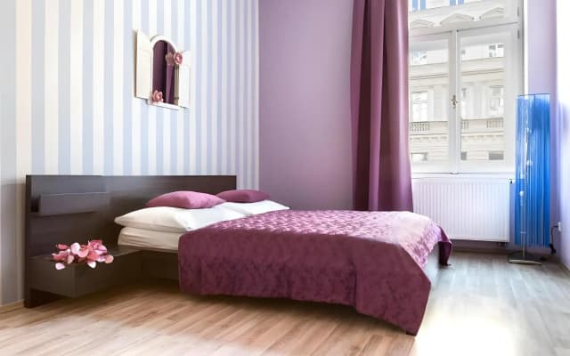 Royal Court Apartments - photo 3
