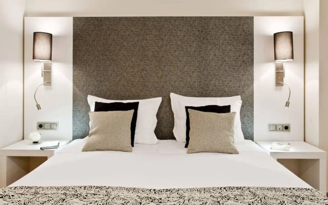Up Suites Bcn - photo 4