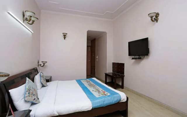 OYO 5401 Hotel Mid Town - photo 3