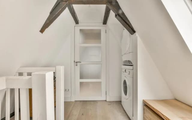 Herengracht Bed & Breakfast with canal view - photo 3