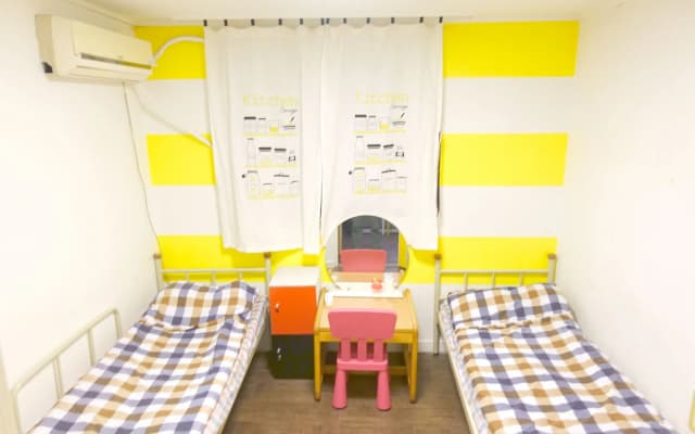 Uja Guesthouse - photo 3