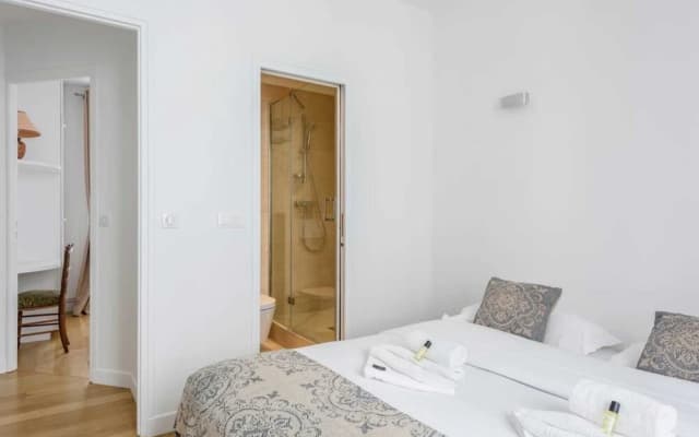 Luxury 4-bdr Apartment Near Saint-germain-des-prés - photo 5