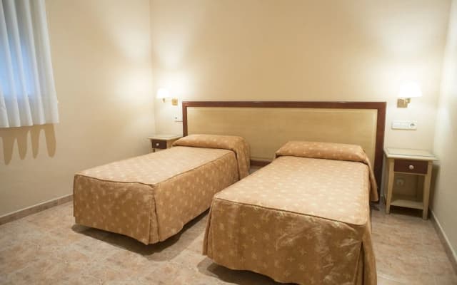 Hostal Bianco - photo 4