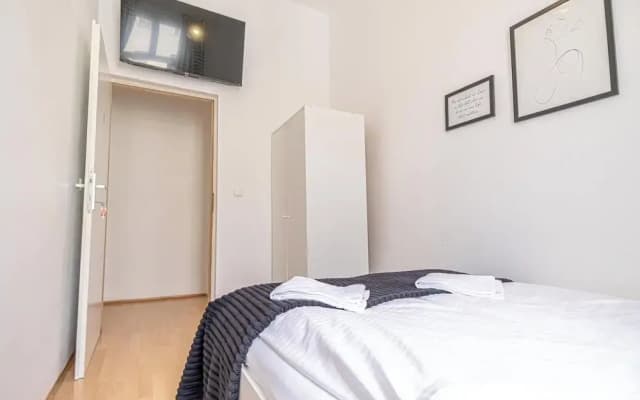 Private Room For Long Stay Stadthalle - photo 3