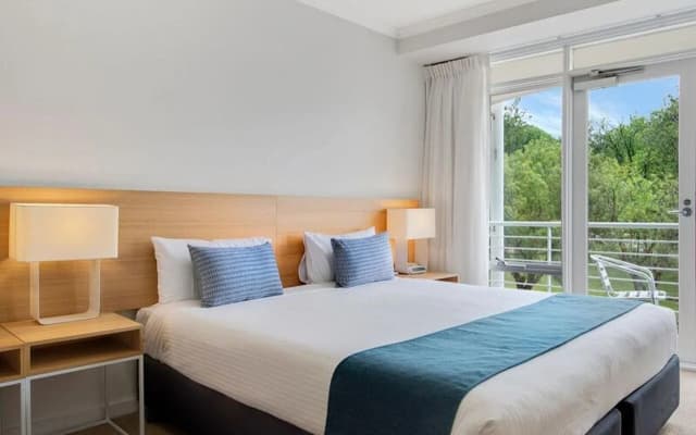 MainStay Suites Williamstown - photo 4