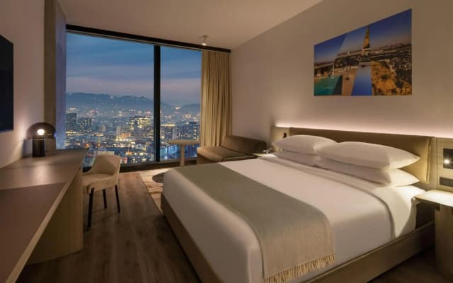 AC Hotel Downtown Los Angeles, a Marriott Hotel - photo 5