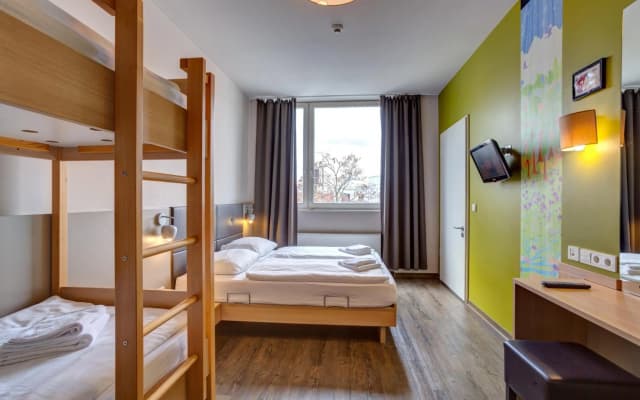 Meininger Hotel Berlin Mitte Humboldthaus - photo 4