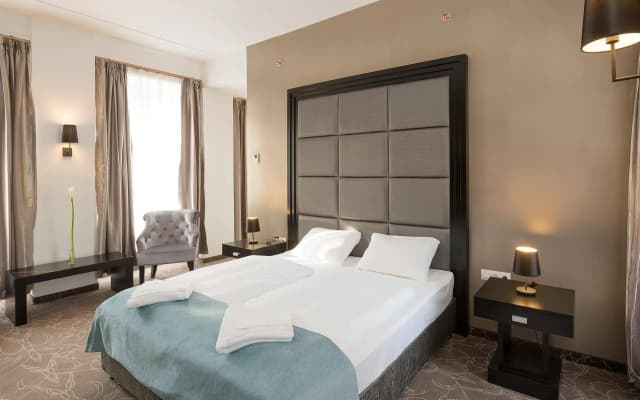 Arcadia Hotel Budapest - photo 3
