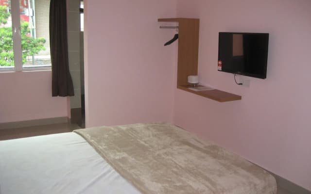 New Eastern Hotel - photo 3