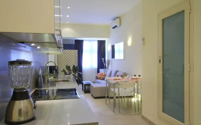 HOMEnFUN Camp Nou Stadium Apartment - photo 5