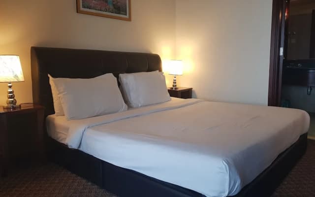 New Town Suite At Times Square - photo 5