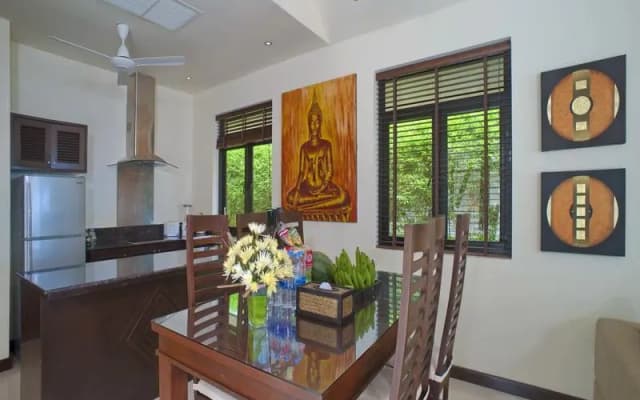 Champagne Private Pool Villa - photo 2