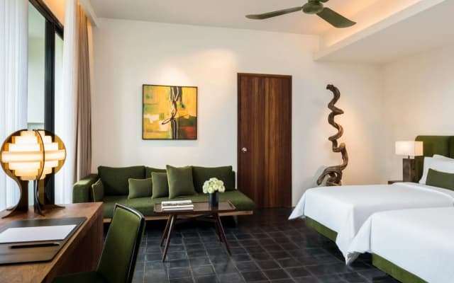 Viroth's Hotel - photo 3