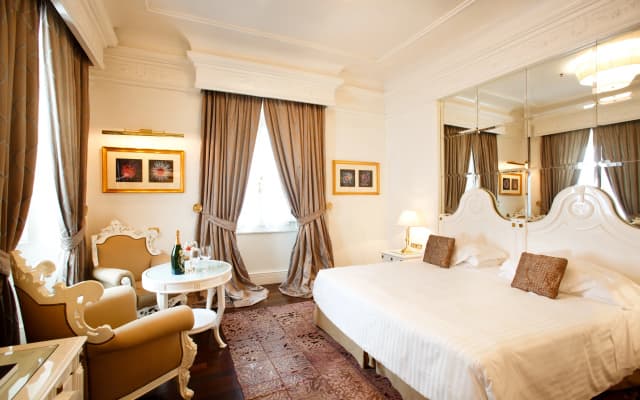 Hotel Majestic Roma - photo 4