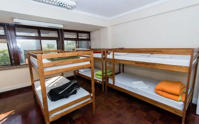 Lisbon Landscape Hostel - photo 5