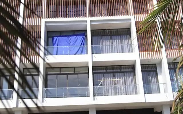Sunshine Hotel - photo 4