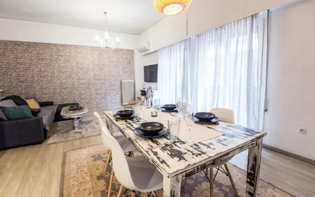 Stylish apt in Athens center - photo 4