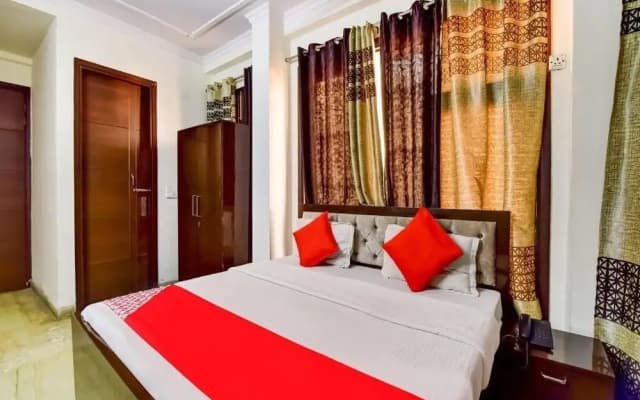 South Delhi Inn - photo 3