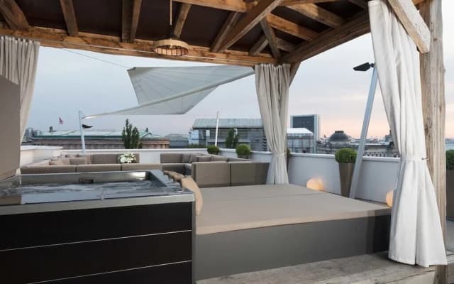 Monbijou Penthouse by Suite.030 - photo 2