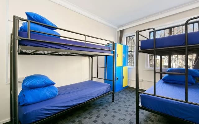 Ady's Place Backpackers - photo 2