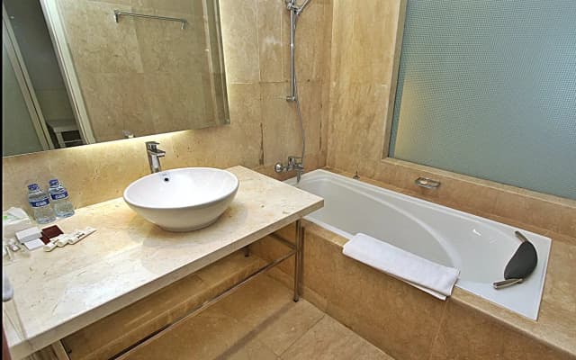 Harrads Hotel And Spa Sanur Bal - photo 4