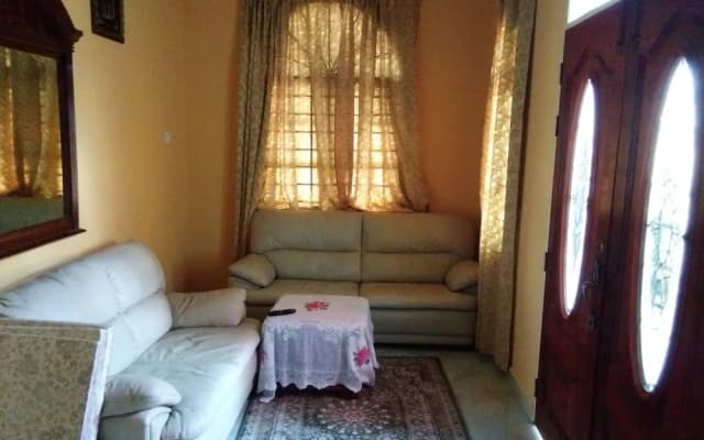 Al Islah Homestay - photo 4